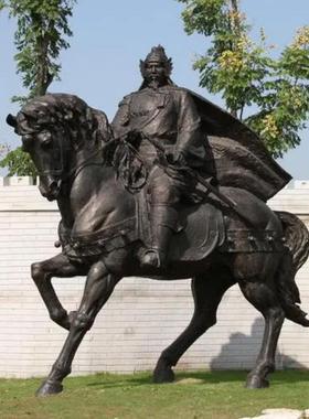 骑马人物铜雕塑定制大型铸铜将军战马雕像玻璃钢西方人物骑马雕像