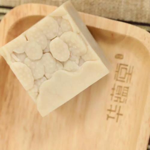 双花蕲艾清螨虫冷制中草皂金银花植物控油洗手精品华蕴堂 - 图1