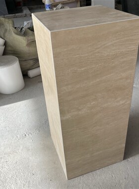 哑光黄洞石岩板大理石材雕塑底座摆台酒店会所玄关样W板间展示基