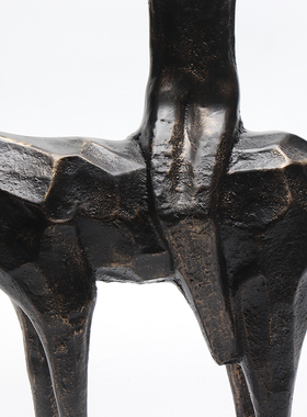 抽象雕塑摆件铸铁金属人物客厅博古架电视柜软装新中式样板房摆设