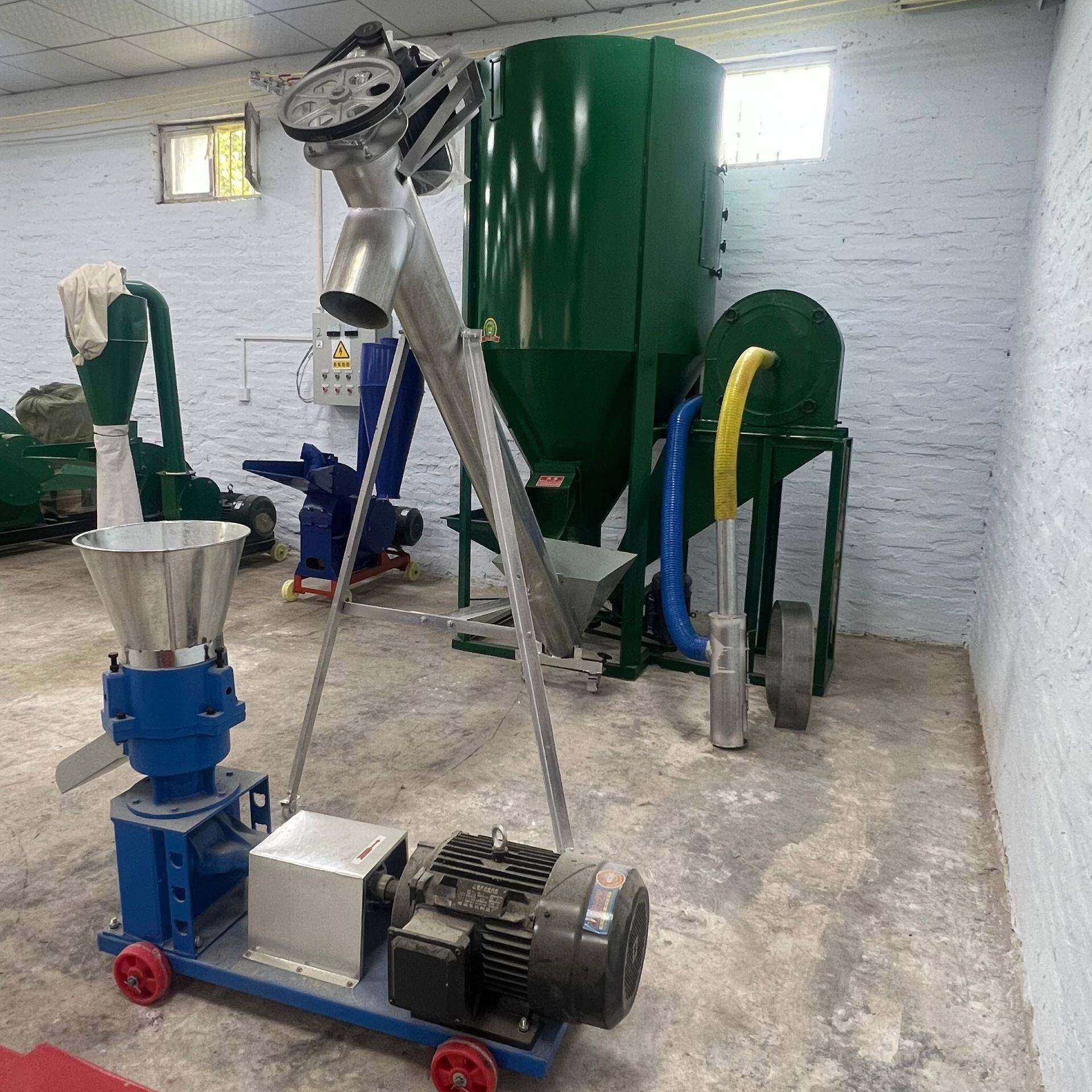 饲料颗粒机干湿两用造粒机牛羊鸡鸭鱼饲料制粒机饲料颗粒机械厂,淘宝优惠券,粉丝福利购,淘宝优惠卷