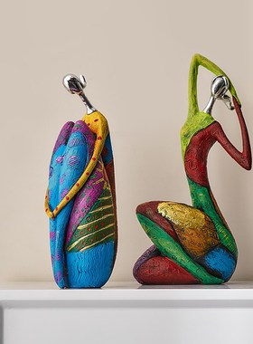 北欧抽象艺术人物摆件高级现x代轻奢高档客厅卧室酒柜家居软装饰