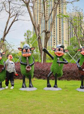 户外牛雕塑草皮羊摆件动物音乐元素景观户外园林草坪装饰造景绿雕