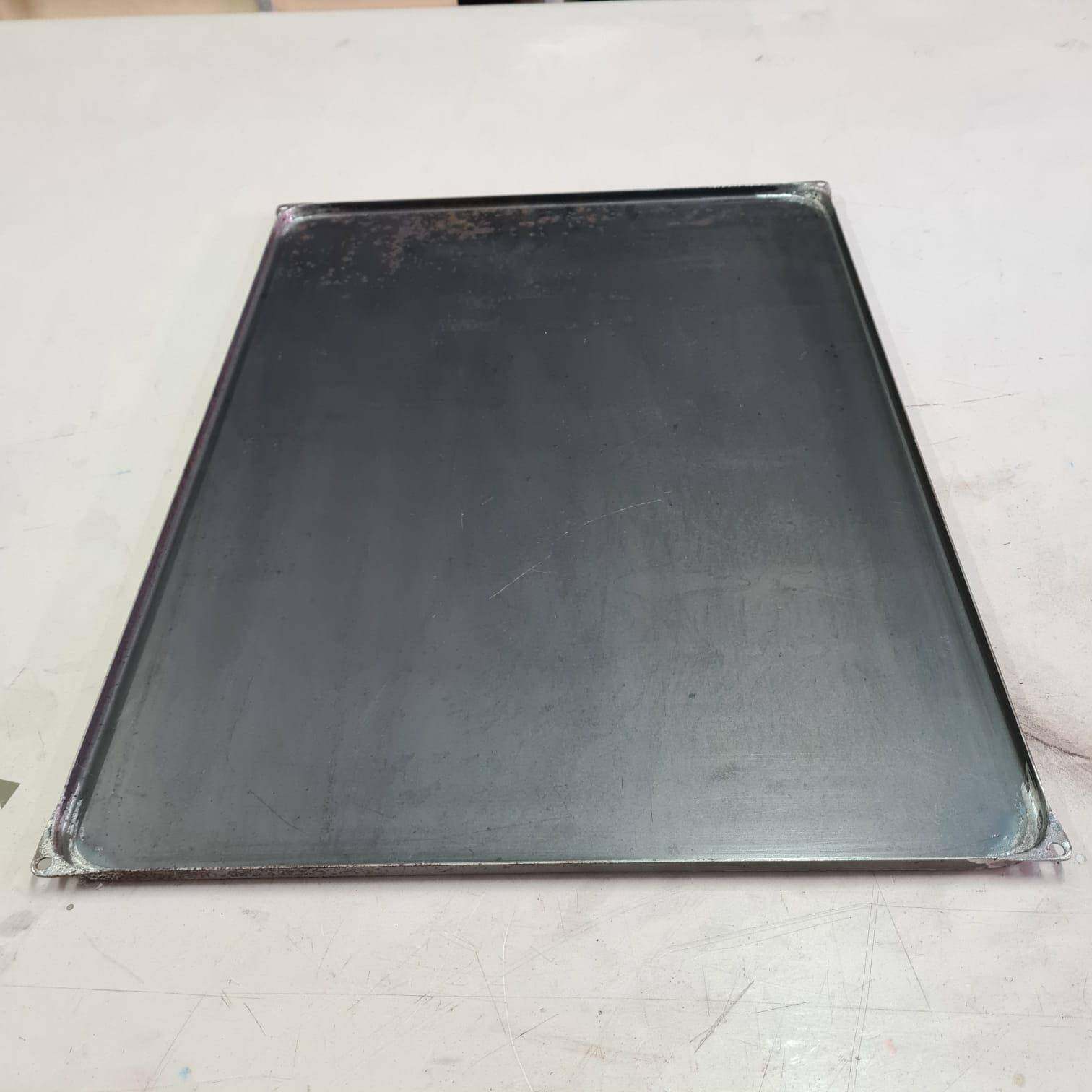 Iron plate galvanized plate pattern plate flat iron sheet metal processing chassis custom processing zero-cut laser bending welding CNC