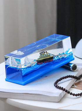 游轮流体漂流瓶邮轮不会翻的船办公室电脑桌面摆件汽车泰坦尼克号