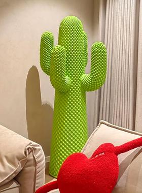 网红仙人掌衣帽架雕塑商场店铺客厅家居美陈落地网红装饰潮流摆件