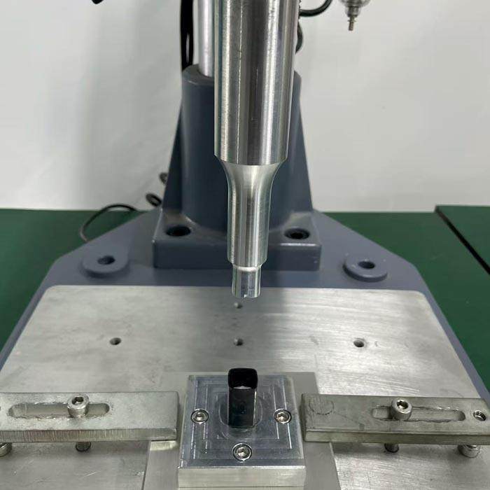 唇彩塑料外壳小零件20Khz2000瓦超声波压合焊接模具焊头机器设备,淘宝优惠券,粉丝福利购,淘宝优惠卷