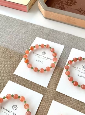 自然光拍摄天然水晶南红玛瑙手链搭配绿玉髓手串保真