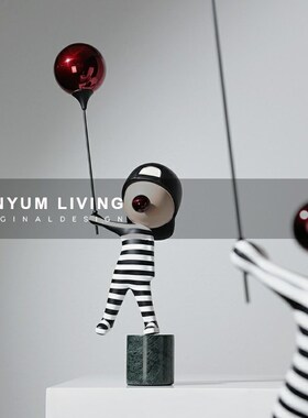 简约现代气球男孩人物雕塑摆件样板G房间客厅电视柜桌面软装饰品