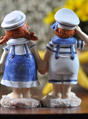 家居搁板光摆设创意树脂装饰品情侣 摆件风娃娃海军脚地中海