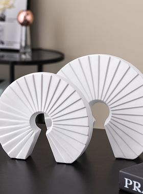 现代简约玄关g装饰摆件家居客厅电视柜酒柜办公室工艺品轻奢风摆