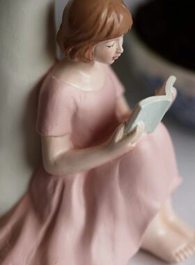 女孩小摆件蘑菇桌面树脂装饰摆件卧室饰品女生书桌房间北欧少女心