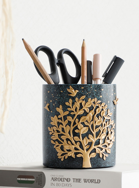 北欧可爱时尚笔筒办公室简约个z性大容量笔桶化妆刷桌面收纳盒摆