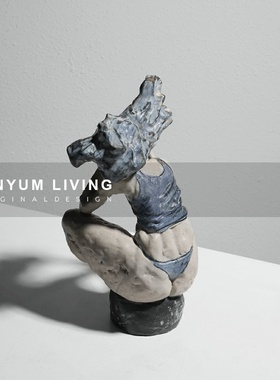 现代艺术样板间玄关n柜子装饰抽象比基尼女孩人物雕塑摆件软装饰