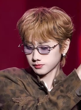 汪苏泷同款GM方框浅蓝太阳镜