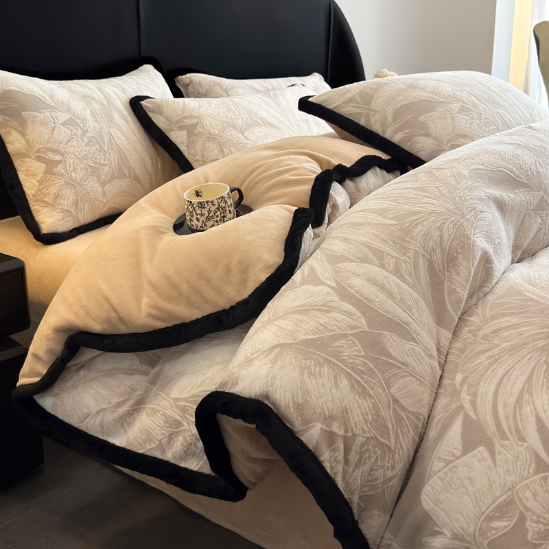 A类雕花冰岛绒床上四件套加厚速热保暖绒被套9D超声压花冰岛绒