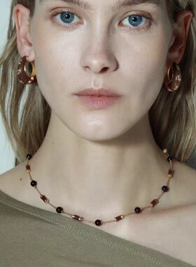 青岛出口护身符系列马鞍扣东陵石吊坠简约气质毛衣链百搭优雅双面