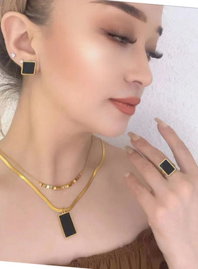 轻奢简约双层钛钢金色锁骨链