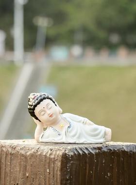 汽车人物佛像小如来摆件 车内保平安 内饰用品车载高档陶瓷装饰