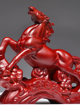 红木马红色木马工艺品实木雕刻木质马到成功客厅饰品家居