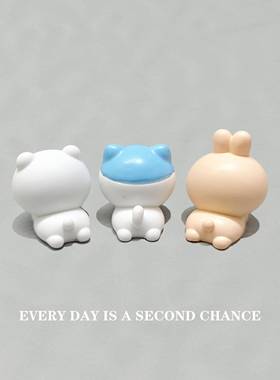 创意可爱趴趴吉伊卡哇Chiikawa萌粒公仔立体办公桌工位车载装饰品