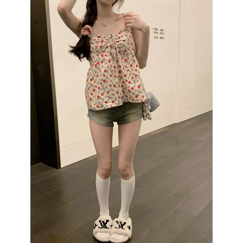 甜美温柔风碎花小吊带背心女夏季设计感短款娃娃衫衬衣高级感上衣,淘宝优惠券,粉丝福利购,淘宝优惠卷