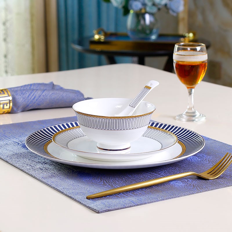 欧式高档骨瓷餐具碗碟套装家用陶瓷高脚米饭碗10个组合面碗大汤碗 - 图3