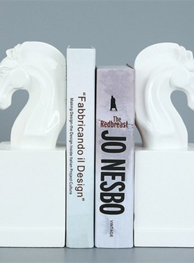 北欧创意工艺品马书档摆件家居客厅电视柜酒柜办公室隔断装饰品