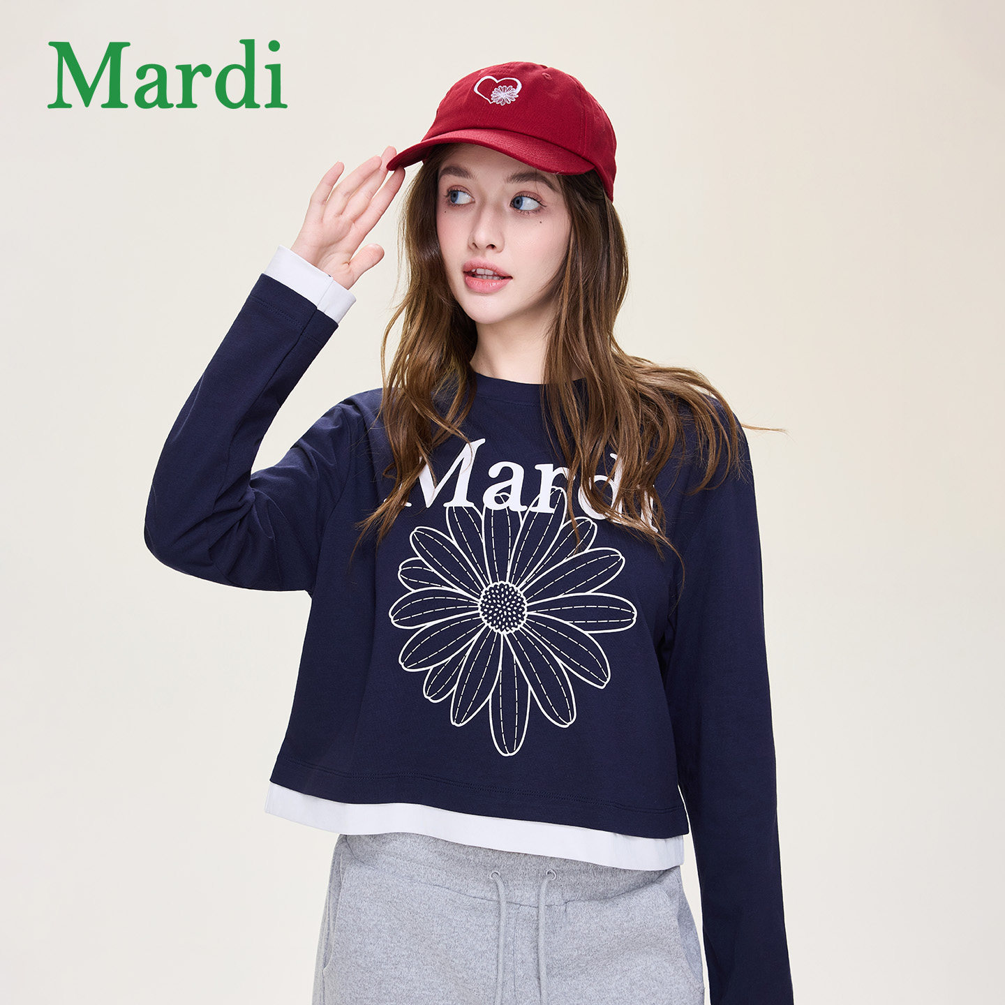 Mardi 小雏菊猫咪印花长袖 T 恤女薄款宽松防晒空调罩衫上衣
