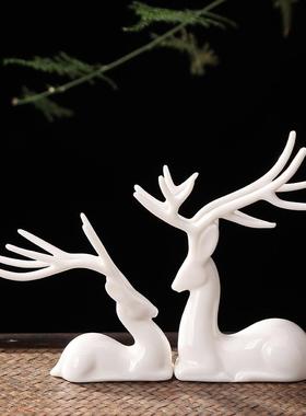 精品羊脂玉陶瓷小鹿创意简约家居客厅桌面可爱动物家居车载小摆件