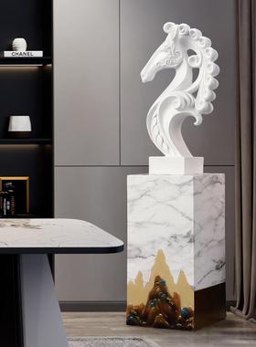 现代创意雕塑人物摆件落地高档大堂客厅玄关电视柜沙发旁艺术摆件