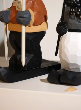 麋鹿雪人滑雪橇手工木雕小摆件卡通可爱工位桌面趣味摆放装饰品