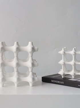 艺术品简约电镀镂空抽象几何正方体家居客厅电视酒柜书柜装饰摆件