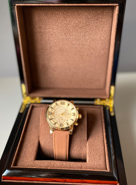 衣帽间装饰品摆件手表盒子套装样板房软装展示道具定制衣柜陈列