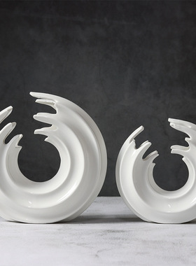 现代简约抽象几何圆环白金陶瓷摆饰家居样板间客厅书房桌面软装饰