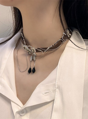 美德拉棕色皮质水晶蝴蝶项链女款