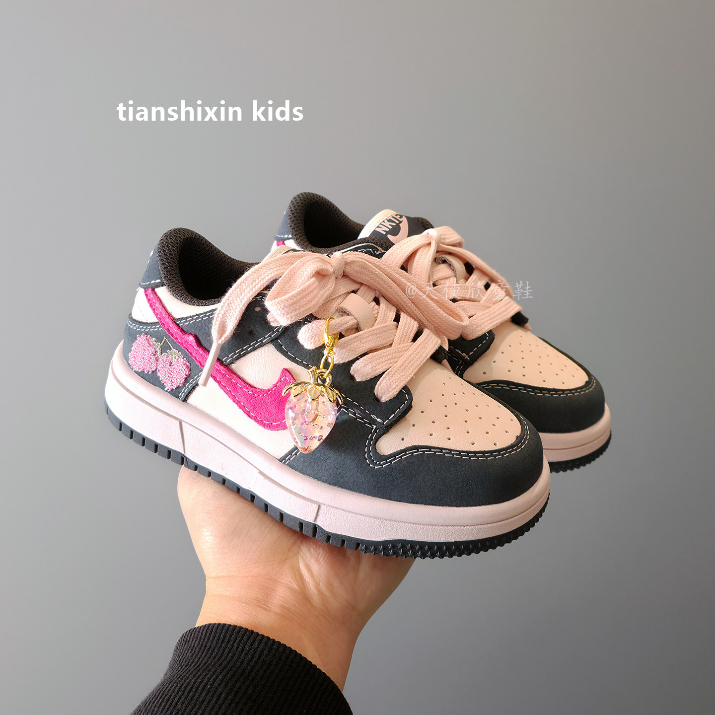 樱桃粉女童鞋子春秋款2026新款儿童板鞋低帮真皮休闲鞋亲子运动鞋,淘宝优惠券,粉丝福利购,淘宝优惠卷