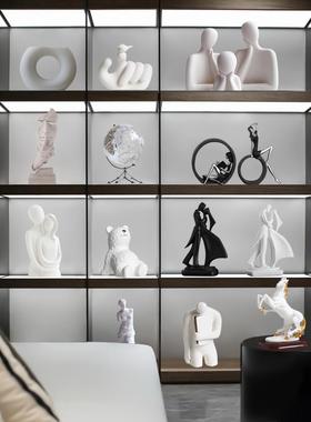 客厅现代抽象艺术酒柜摆件轻奢高档黑白系家居高级感小众软装饰品