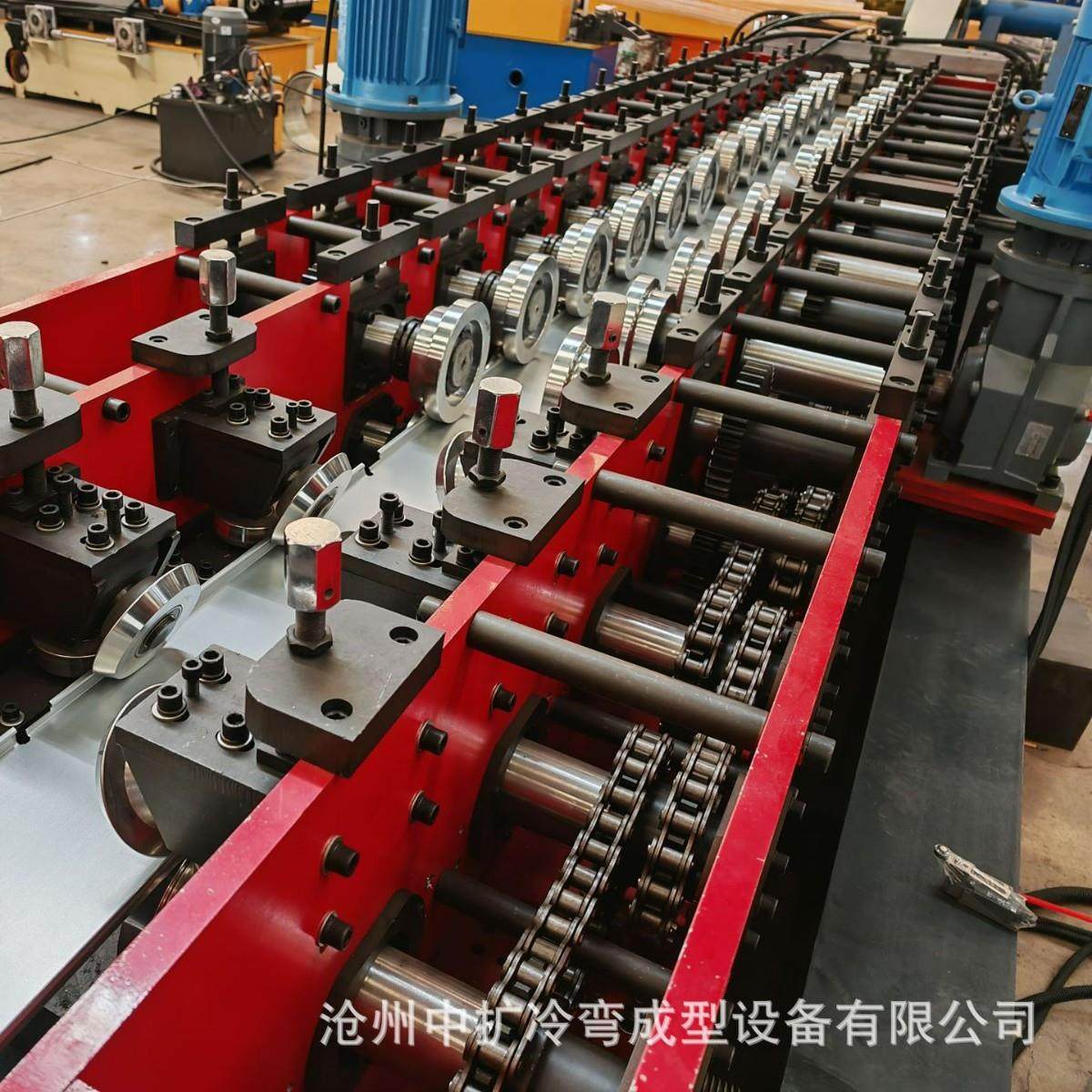 电缆桥架盖板成型机镀锌防火槽压瓦机彩钢成型设备金属折弯机设备,淘宝优惠券,粉丝福利购,淘宝优惠卷