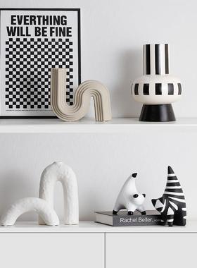 黑白高级感艺术异形抽象装饰品酒柜电视柜摆件创意样板间书柜摆设