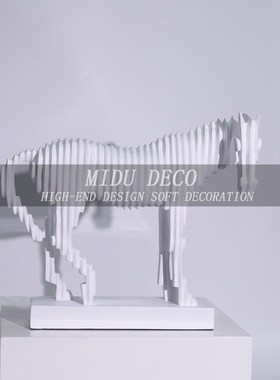 现代简约动物条纹马雕塑摆件样板间家居儿童房书房玄关柜软装饰品