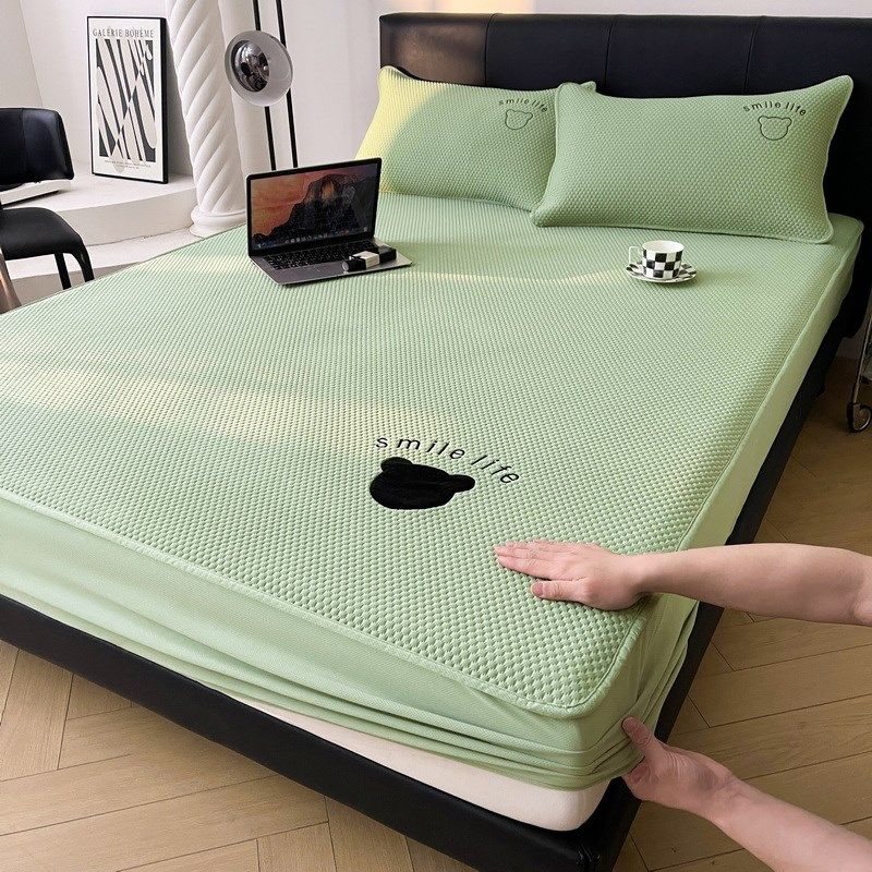 2024新款冰豆豆冰丝凉席床笠款三件套夏季家用可机洗冰藤席子A类,淘宝优惠券,粉丝福利购,淘宝优惠卷