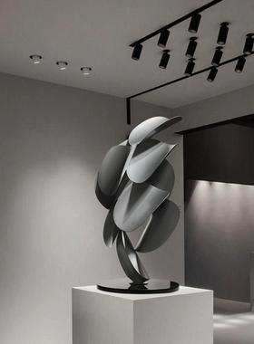 办公室装饰抽象金属艺术摆件样板间售楼处客厅玄关工艺品高档礼物