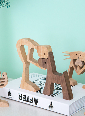 创意装饰木质动物狗狗和家人桌面结构手工人和狗木雕