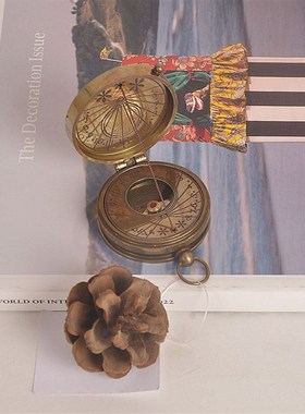 进口黄铜复古怀旧便携指南针指北针罗盘 欧式样板间高档装饰摆件