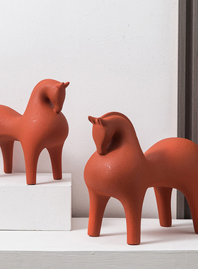 简约陶瓷抽象马摆件北欧轻奢创意家居样板房办公室客厅玄关饰品