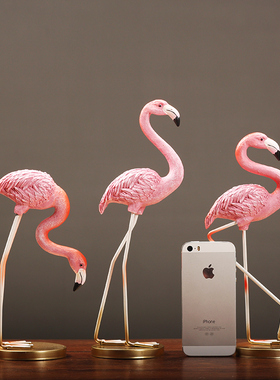 北欧简约火烈鸟动物摆件创意少女心房间卧室电视柜酒柜装饰品摆设