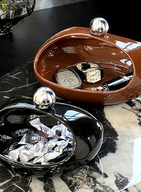 陶瓷钥匙收纳玄关摆件高级感小众桌面上置物架托盘创意入户收纳盒