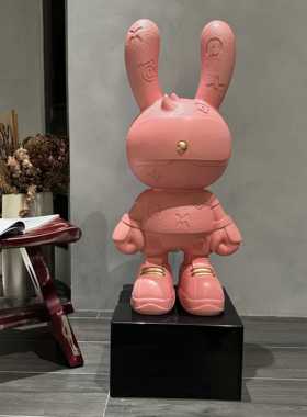 2025新款网红潮玩皮革纹理兔子摆件客厅电视柜玄关软装饰品乔迁礼