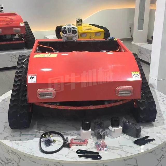 Lawn mower crawler garden orchard photovoltaic factory all-terrain high horsepower lawn mower